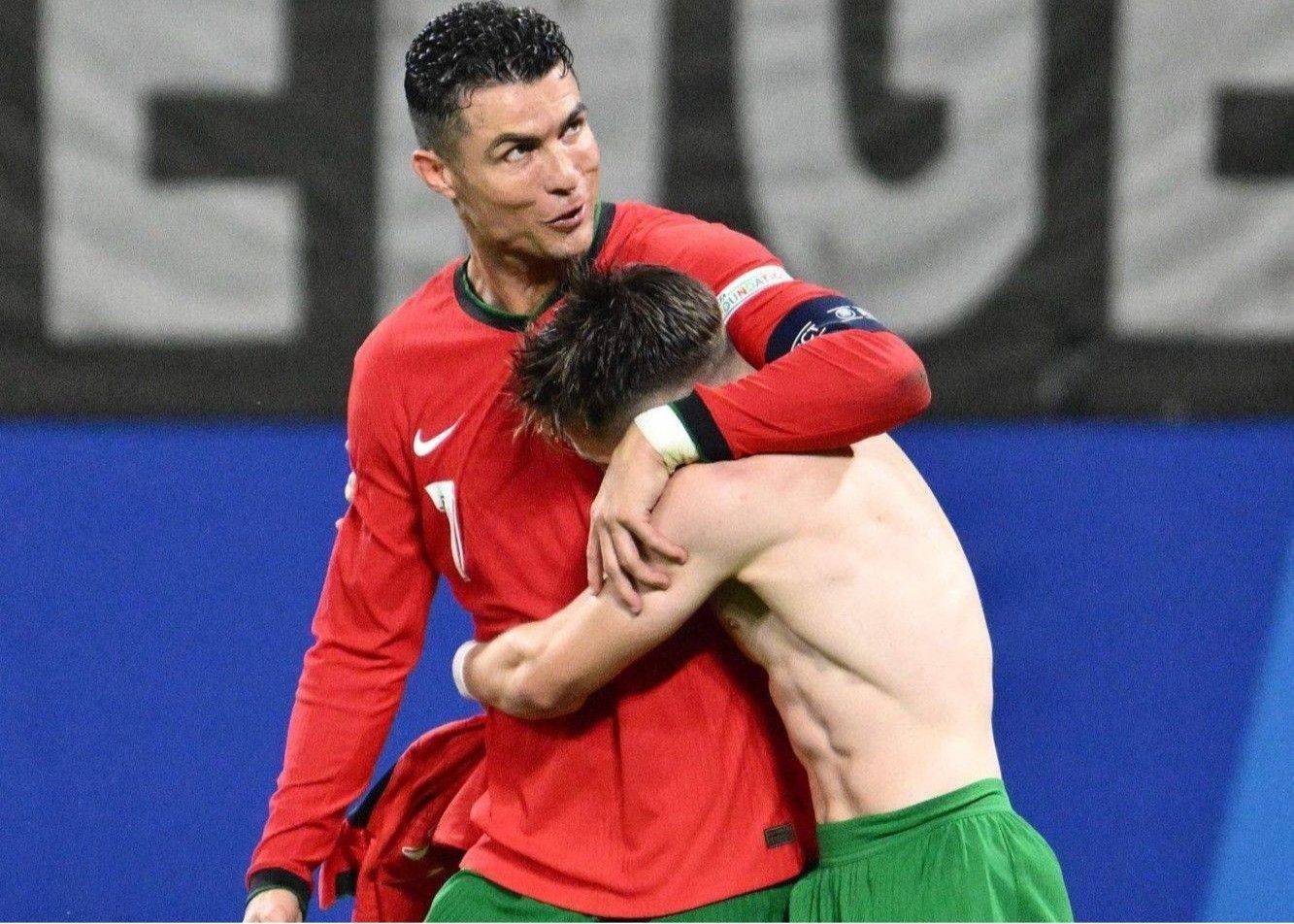 来自大哥的肯定！ B费：我们知道康塞桑有能力改变比赛