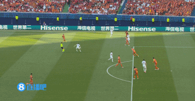 打进致胜一球！官方：萨比策在奥地利3-2战胜荷兰的比赛中当选全场最佳球员